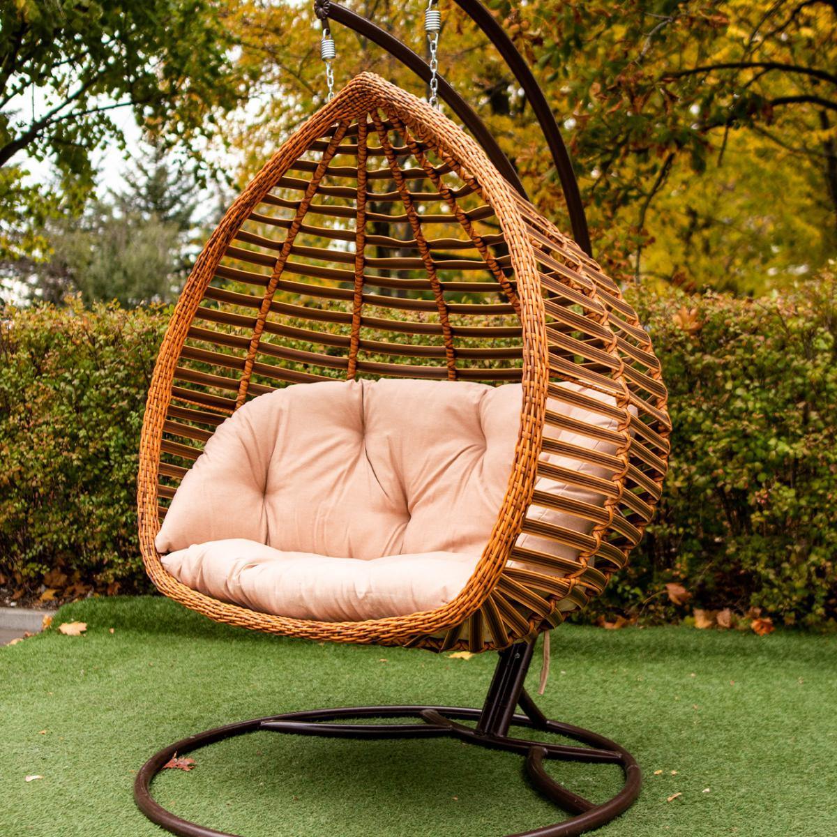 Serene Escape Garden Swing Cocoon